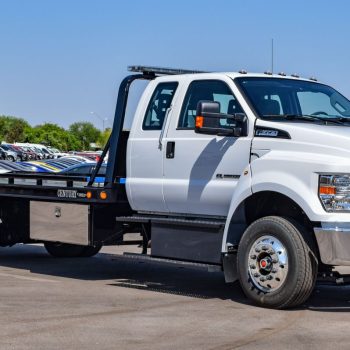 When-and-Why-Flatbed-Tow-Truck-Service-is-a-Better-Option